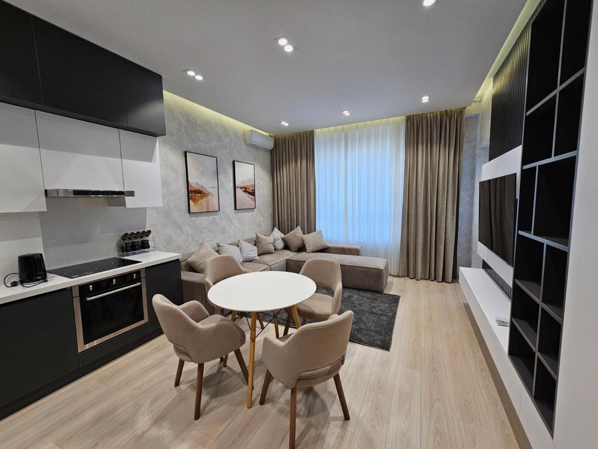 Magnificent Apartment In Nrg Oybek Tashkent Esterno foto