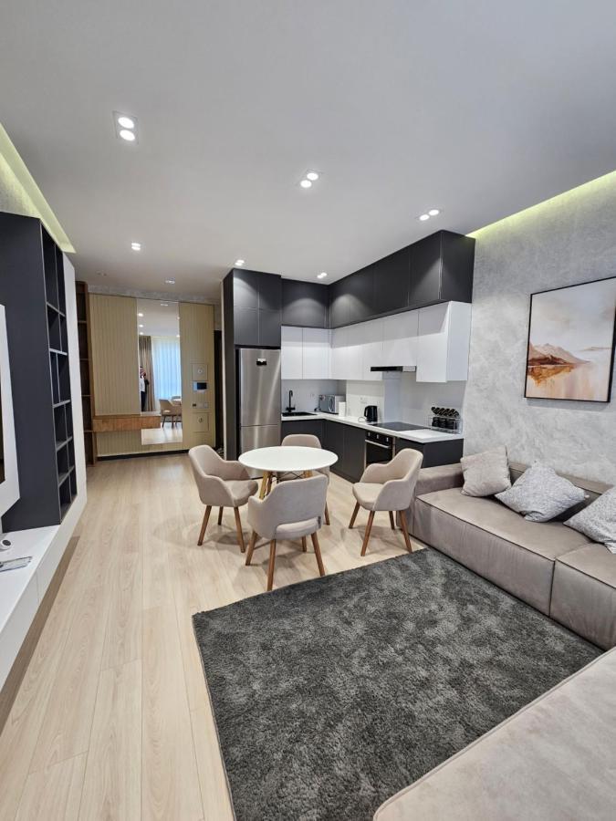 Magnificent Apartment In Nrg Oybek Tashkent Esterno foto